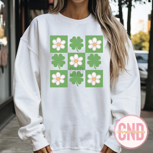 Flower and Clover St Patricks Design, Retro St Patricks PNG, Retro Clover, Retro Flowers, Checkered St Patricks Day png, Simple Design